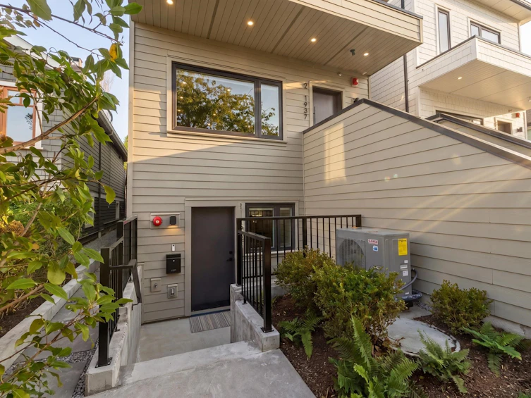2-1937 Templeton Drive, Vancouver, BC, V5N 4V9 - 31