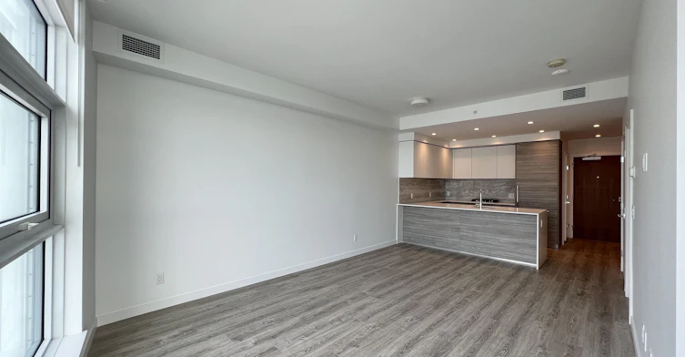 802-680 Quayside Drive, New Westminster, BC, V3M 0P2 - 5
