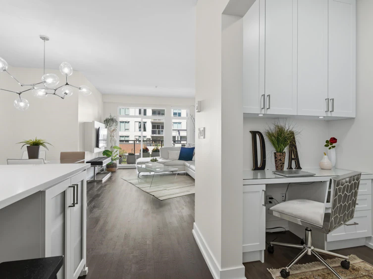 310-1420 Johnston Road, Surrey, BC, V4B 3Z5 - 11