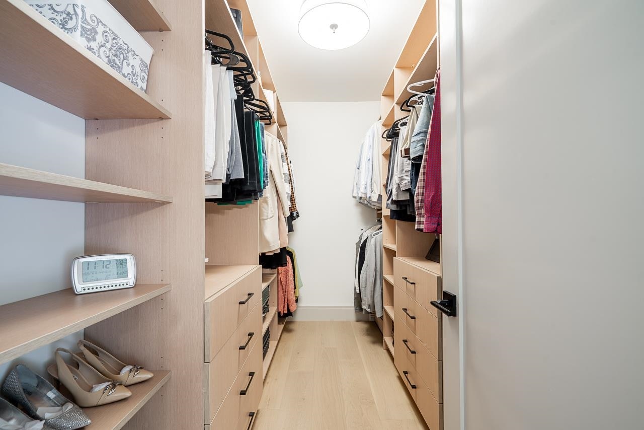 2318 Chantrell Park Drive, Surrey, BC, V4A 9W8 - 21