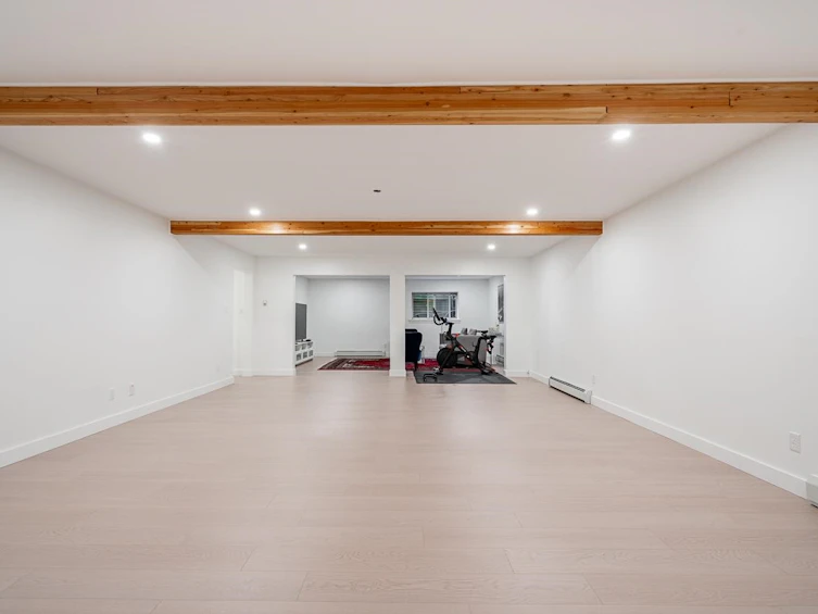 2318 Chantrell Park Drive, Surrey, BC, V4A 9W8 - 30