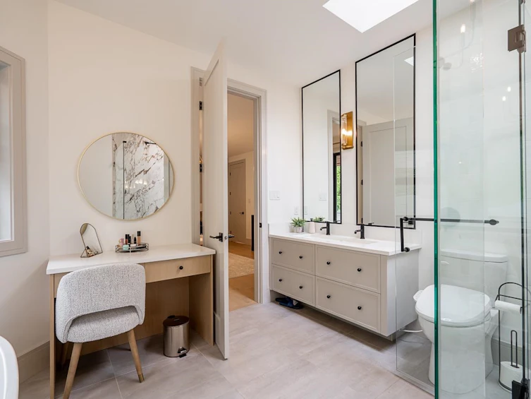 2318 Chantrell Park Drive, Surrey, BC, V4A 9W8 - 20