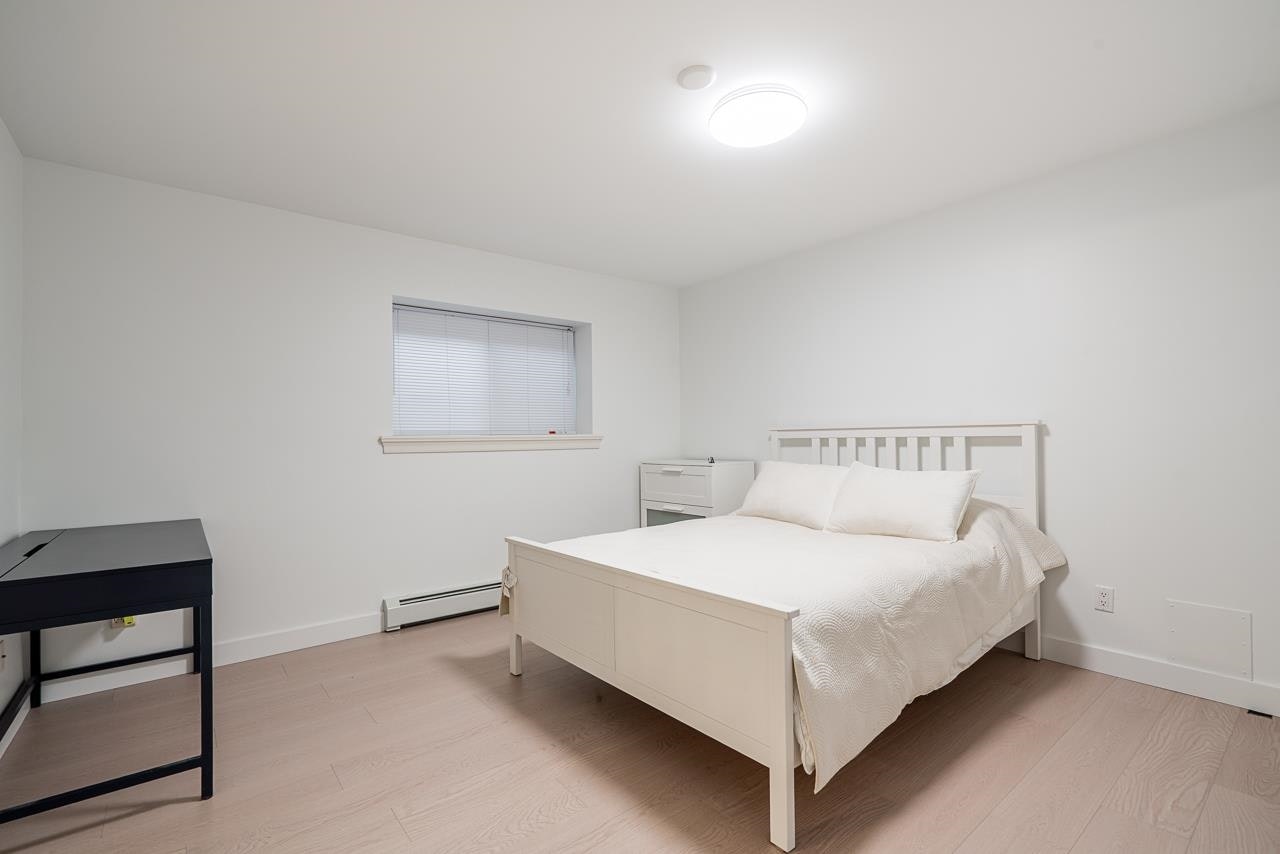 2318 Chantrell Park Drive, Surrey, BC, V4A 9W8 - 34