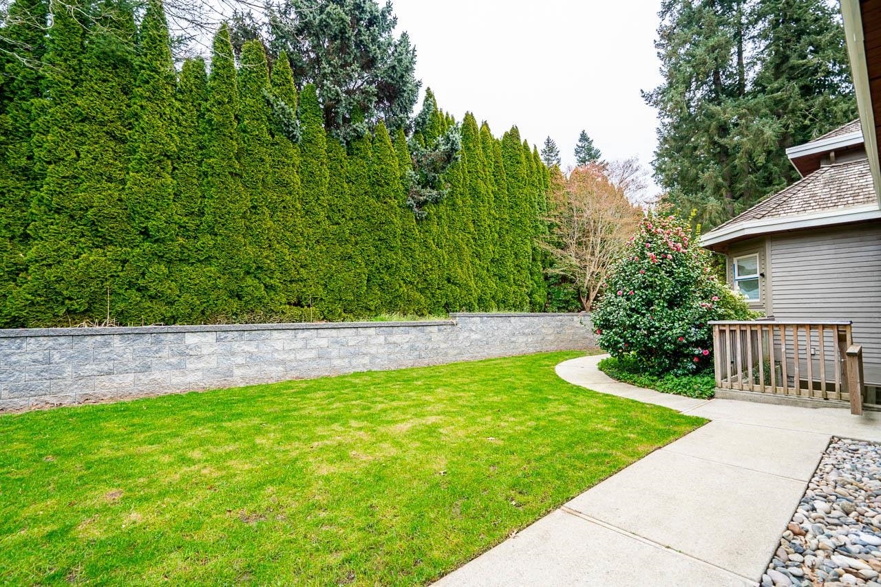 2318 Chantrell Park Drive, Surrey, BC, V4A 9W8 - 38