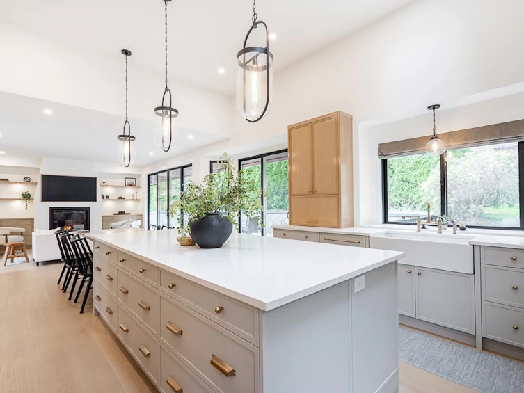 2318 Chantrell Park Drive, Surrey, BC, V4A 9W8 - 14