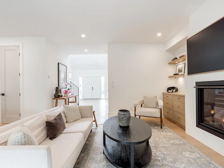 2318 Chantrell Park Drive, Surrey, BC, V4A 9W8 - 10
