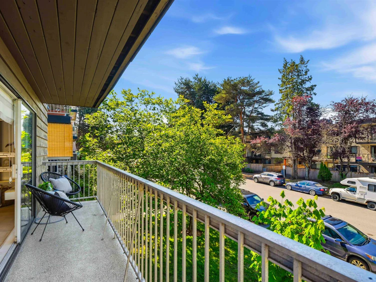 101-330 W 2nd Street, North Vancouver, BC, V7M 1E1 - 13