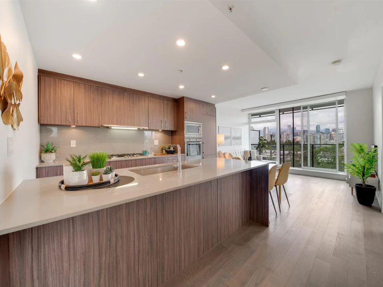504-2411 Heather Street, Vancouver, BC, V5Z 0B7 - 2