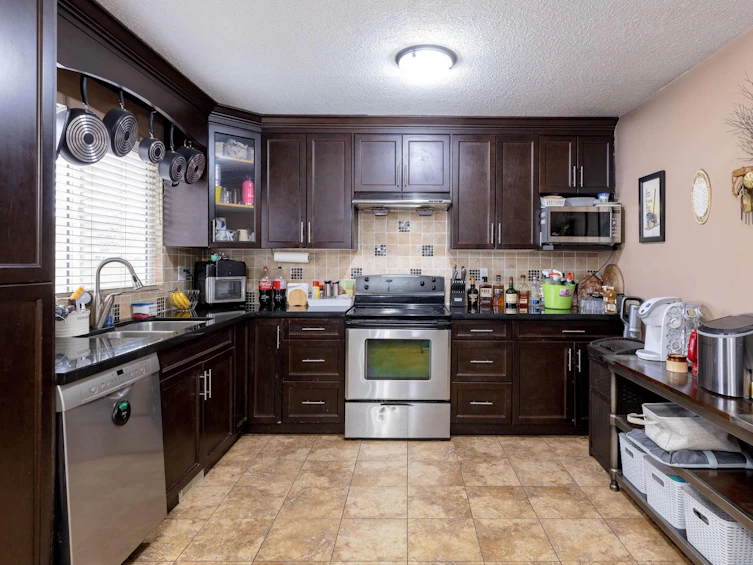 7570 May Street, Mission, BC, V2V 3E1 - 9