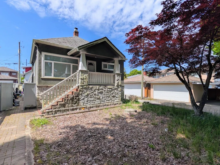 4751 Henry Street, Vancouver, BC, V5V 4Z2
