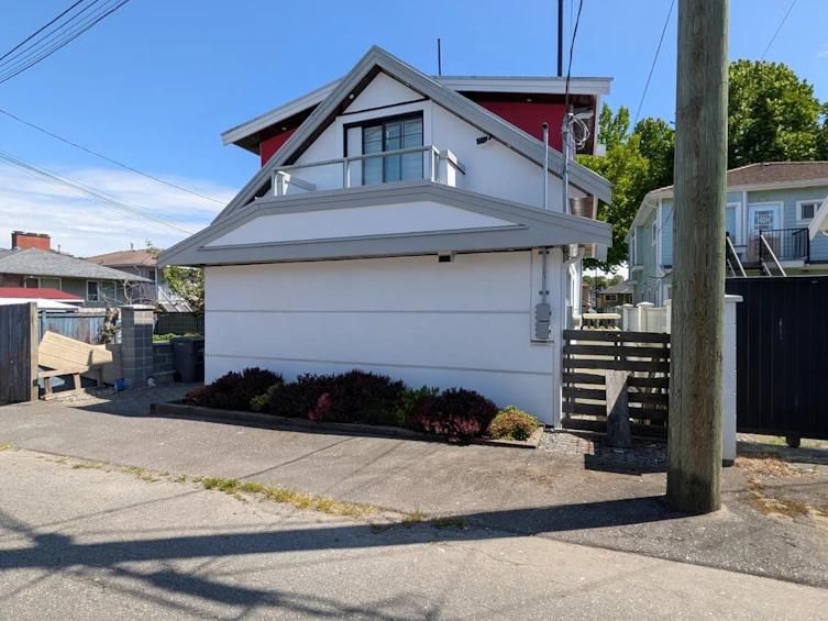 4751 Henry Street, Vancouver, BC, V5V 4Z2 - 6