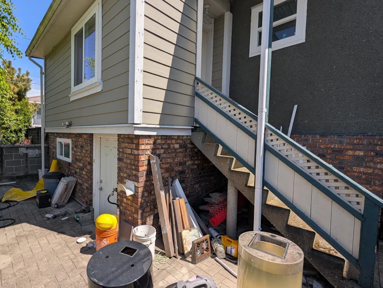 4751 Henry Street, Vancouver, BC, V5V 4Z2 - 3