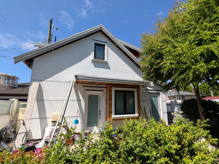 4751 Henry Street, Vancouver, BC, V5V 4Z2 - 4