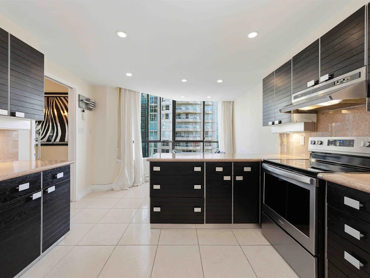 1602-738 Broughton Street, Vancouver, BC, V6G 3A7 - 11