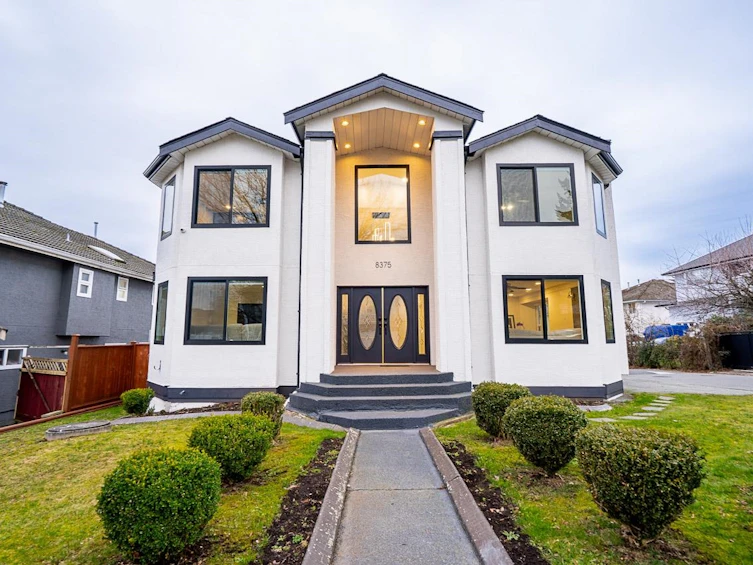 8375 151 Street, Surrey, BC, V3S 8H9 - 2