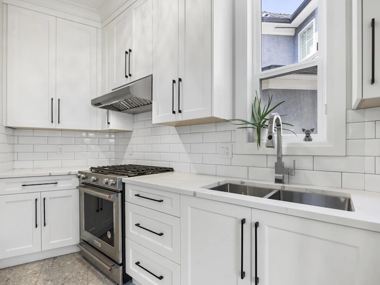 918 163 Street, Surrey, BC, V4A 4Y4 - 8