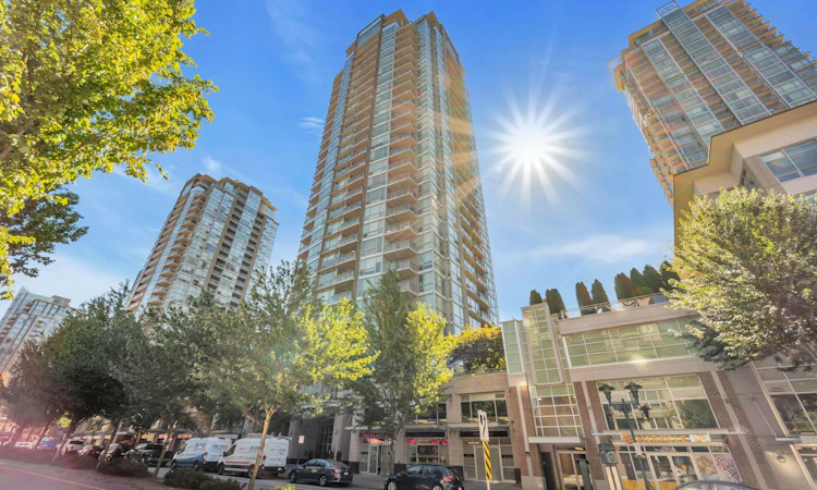 605-2968 Glen Drive