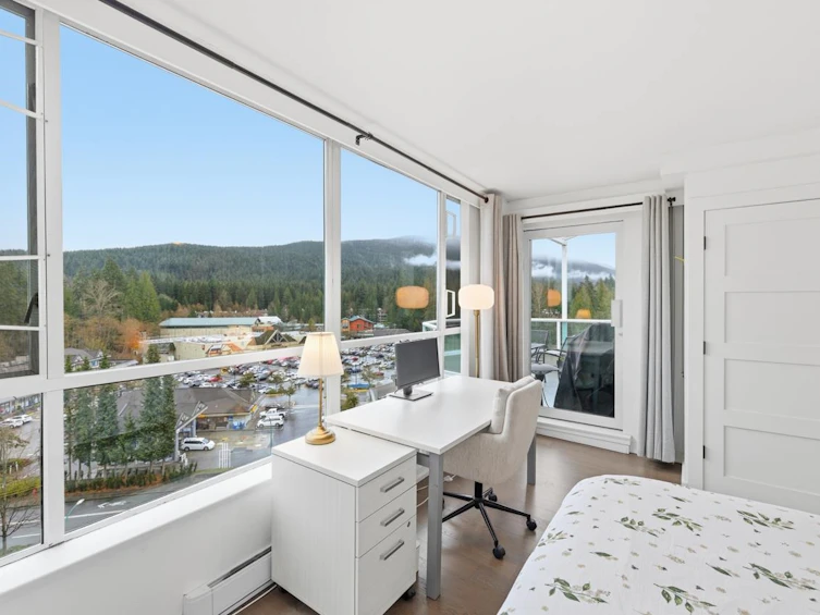 1004-995 Roche Point Drive, North Vancouver, BC, V7H 2X4 - 12