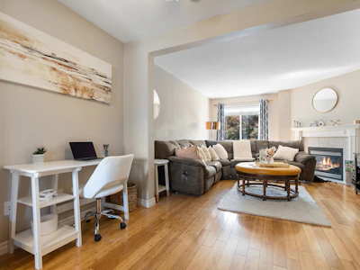 3-46345 Princess Avenue - 3
