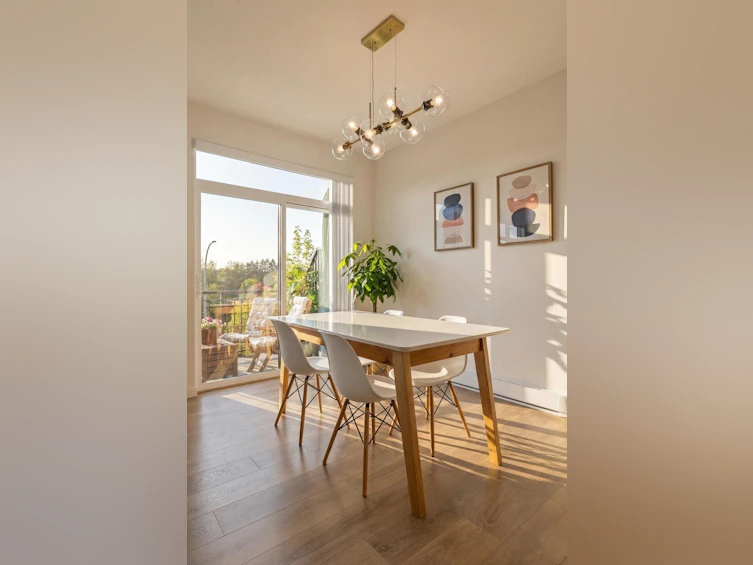 81-15255 Sitka Drive, Surrey, BC, V3S 0B1 - 2