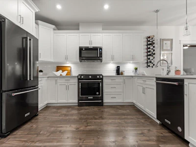 106-5384 Tyee Lane - 5