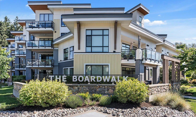 106-5384 Tyee Lane