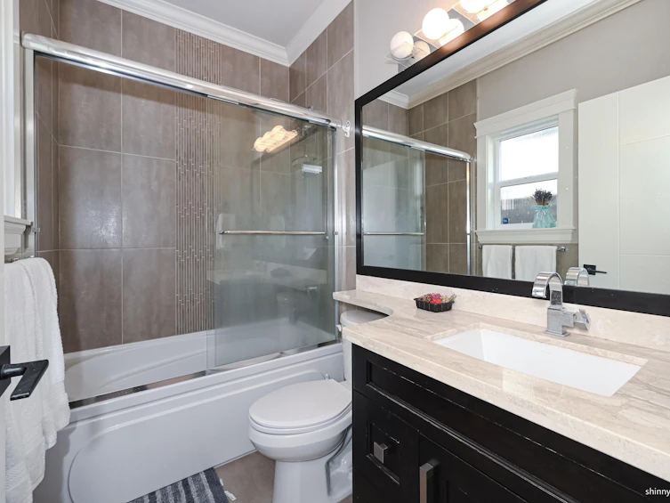 15807 Buena Vista Avenue, Surrey, BC, V4B 2A2 - 21