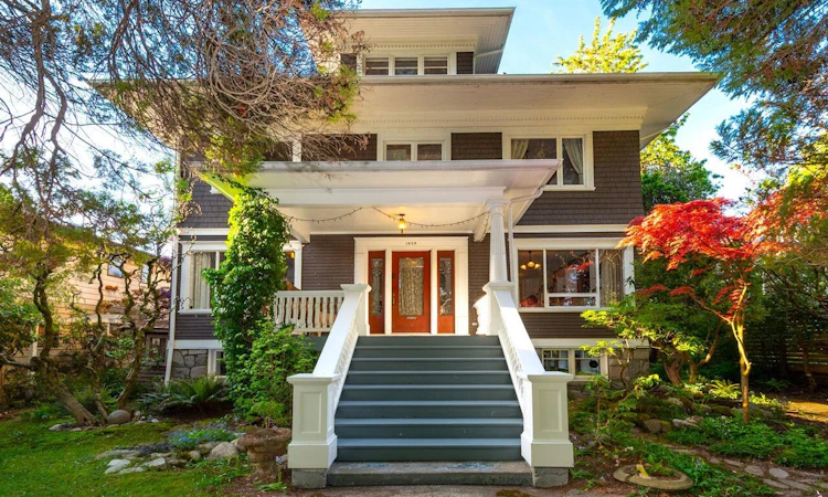1859 Napier Street