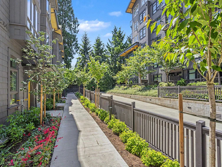 105-2304 Emery Court, North Vancouver, BC, V7J 0G3 - 26
