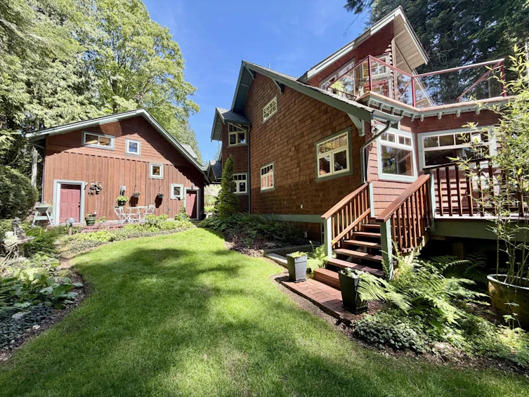 3205 Beach Avenue, Roberts Creek, BC, V0N 2W0 - 39