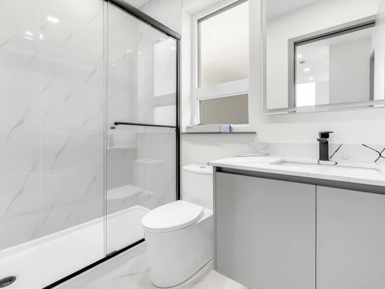 2-3547 E Georgia Street, Vancouver, BC, V5K 2L9 - 16
