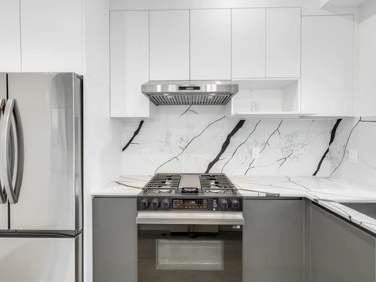2-3547 E Georgia Street, Vancouver, BC, V5K 2L9 - 13