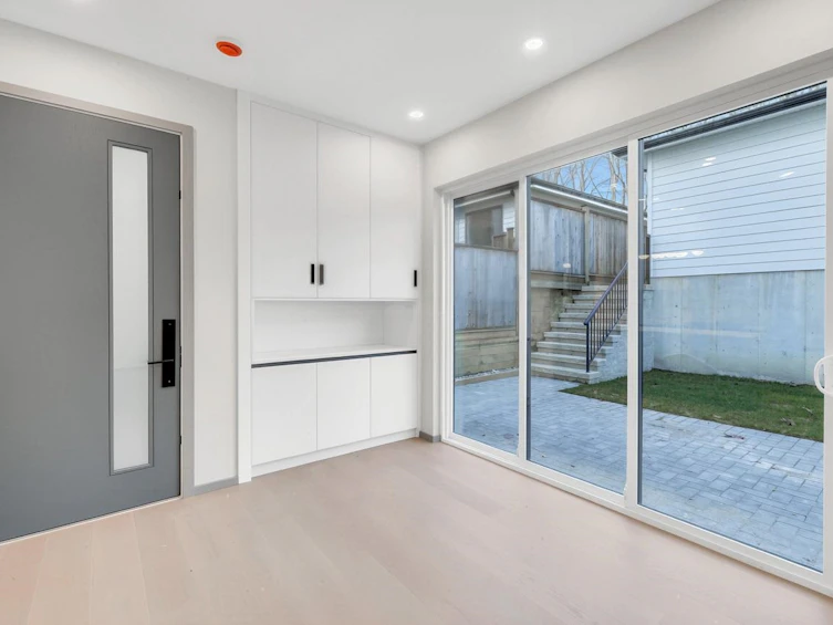 2-3547 E Georgia Street, Vancouver, BC, V5K 2L9 - 11