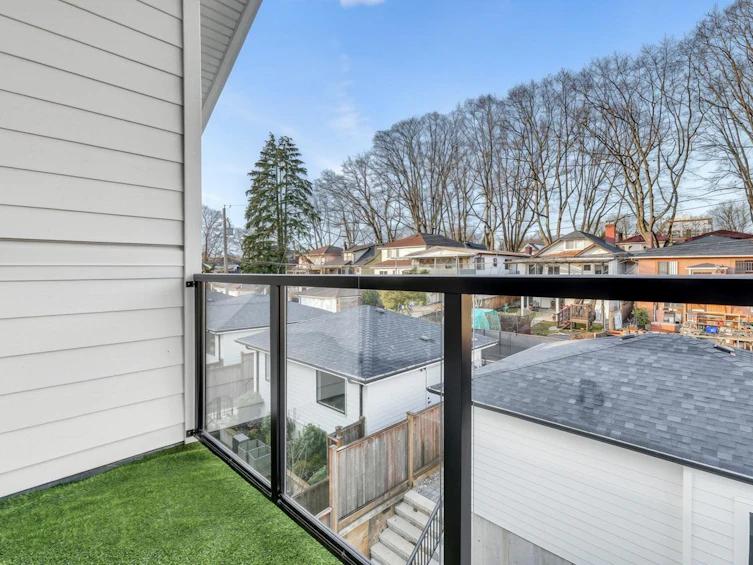 2-3547 E Georgia Street, Vancouver, BC, V5K 2L9 - 27