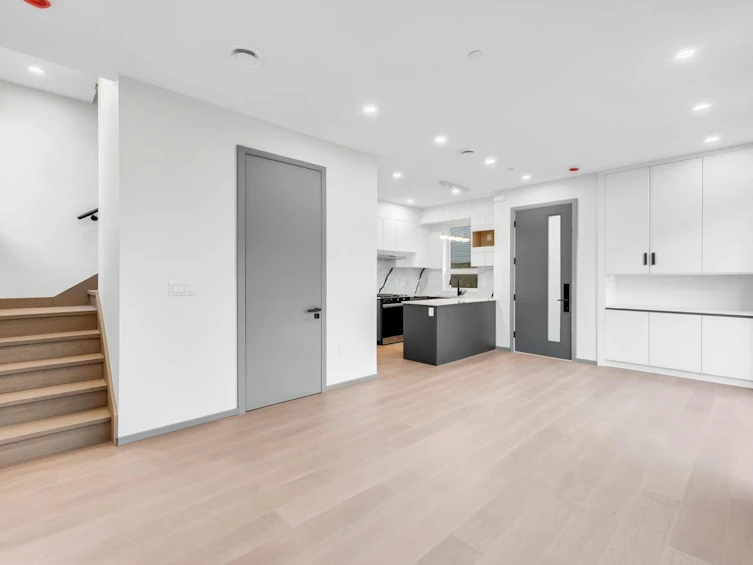 2-3547 E Georgia Street, Vancouver, BC, V5K 2L9 - 9