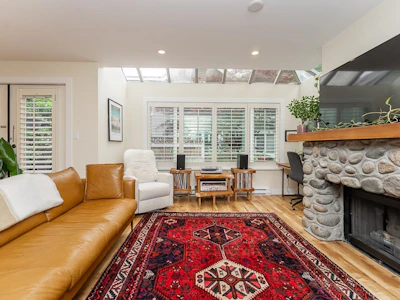5-219 E 8th Street - 3