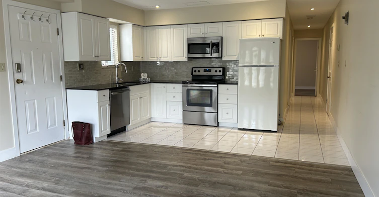 West Suite-1665 E 21st Avenue, Vancouver, BC, V5N 2N4 - 3