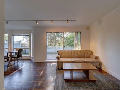 5-5740 Marine Way - 5