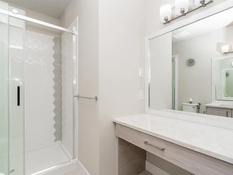 119-2120 Gladwin Road, Abbotsford, BC, V2S 0L7 - 16