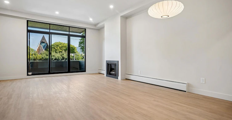 1010 Cypress Street, Vancouver, BC, V6J 3K5 - 3