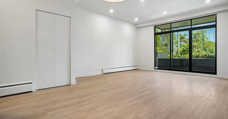 1010 Cypress Street, Vancouver, BC, V6J 3K5 - 2