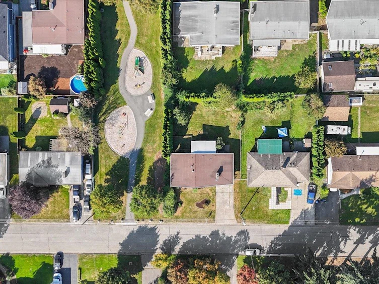 45415 Barton Avenue, Chilliwack, BC, V2P 1L1 - 35