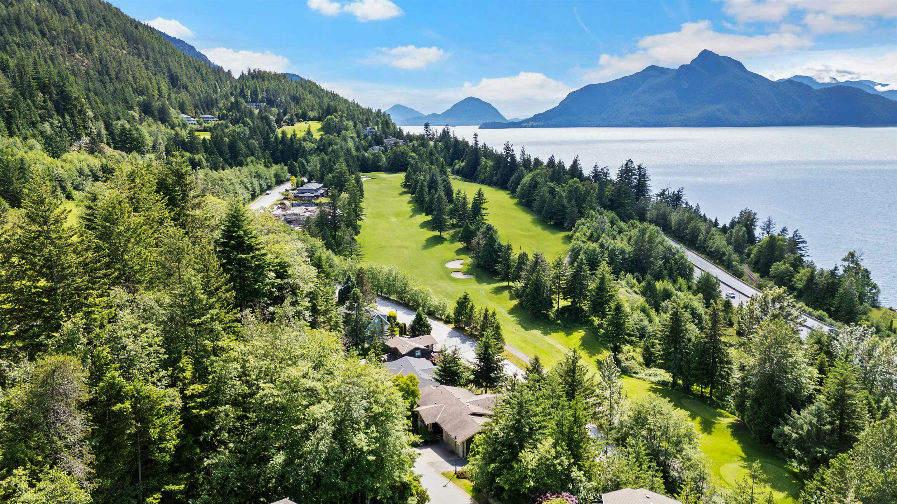 300 Ocean Crest Drive, West Vancouver, BC, V0N 3Z2