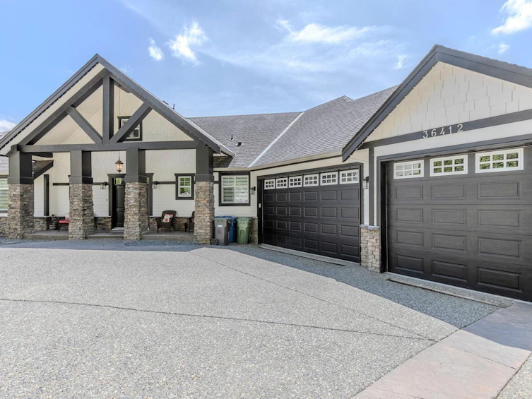 36412 Carnarvon Court, Abbotsford, BC, V3G 3G4 - 2