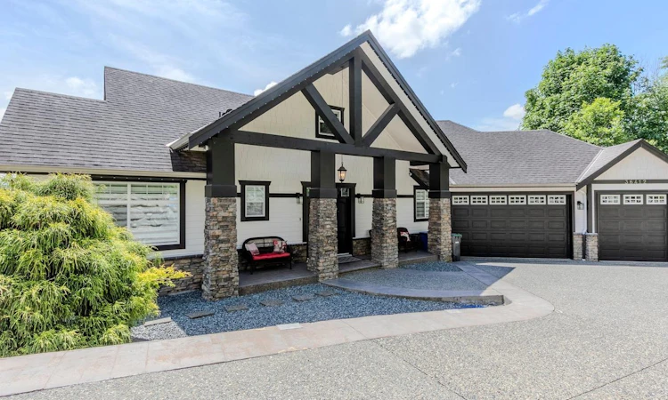 36412 Carnarvon Court