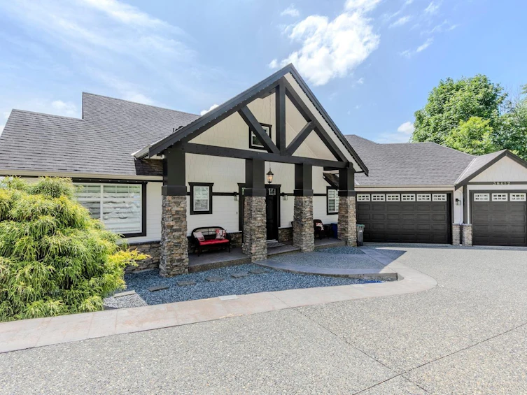 36412 Carnarvon Court, Abbotsford, BC, V3G 3G4