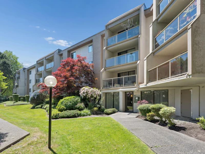 103-5471 Arcadia Road - 2