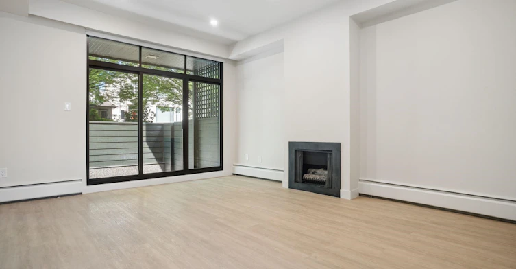 1070 Cypress Street, Vancouver, BC, V6J 3K5 - 2