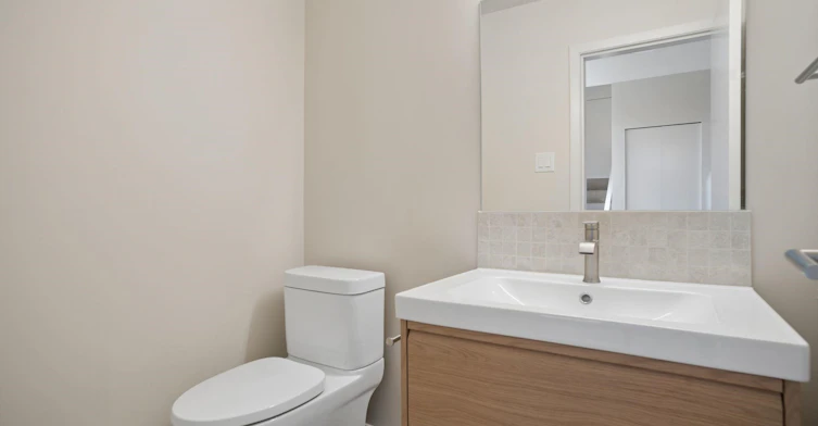 1070 Cypress Street, Vancouver, BC, V6J 3K5 - 8
