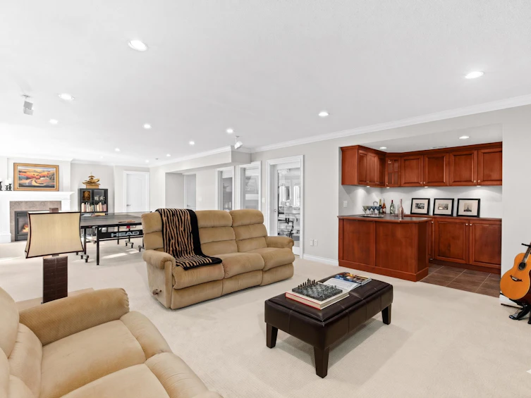 3733 Devonshire Drive, Surrey, BC, V3Z 0H8 - 33